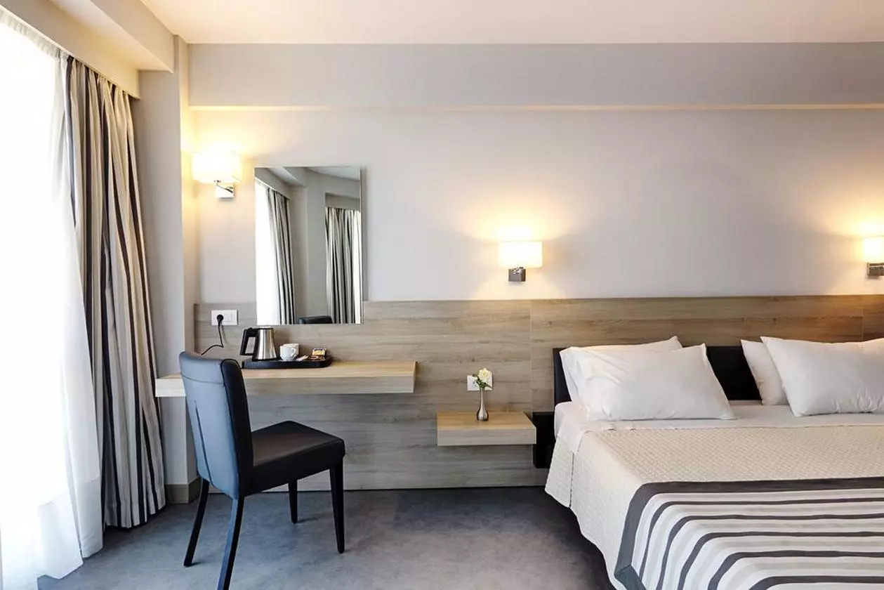 STANLEY_SHABAVIZ (3).jpg